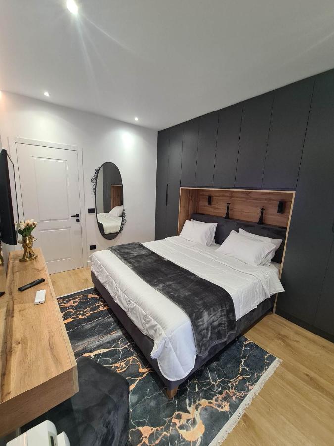 Grey Luxury Apartment Gjirokastër Exteriér fotografie