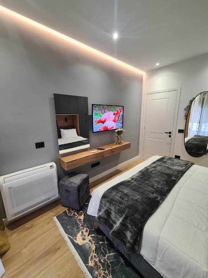 Grey Luxury Apartment Gjirokastër Exteriér fotografie